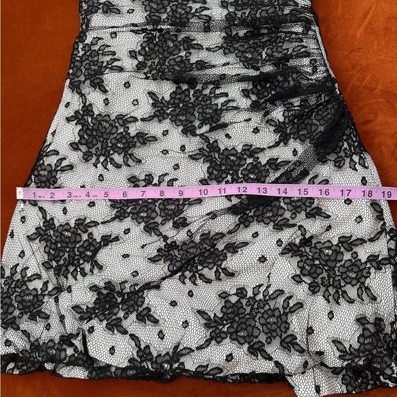 Dolce & Gabbana Y2K Black And White Tulle Lace Corset Mini Dress - Picture 15 of 16